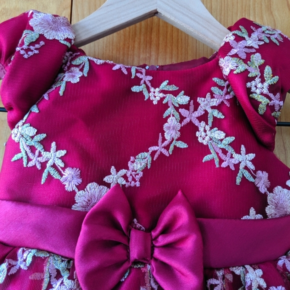 GORGEOUS formal 3T girls dress - Picture 3 of 6